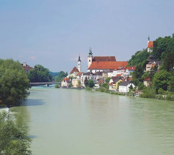 http://www.eurovelo6.org/rubriques/haut/album_photo/danube-1/popp-hackner2.jpg